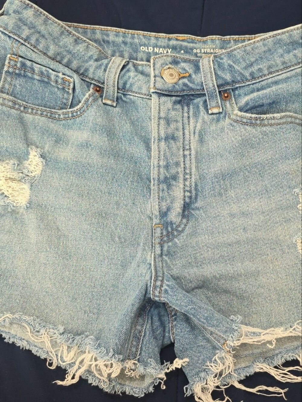 Old Navy Light Blue Distressed Denim Shorts - Women